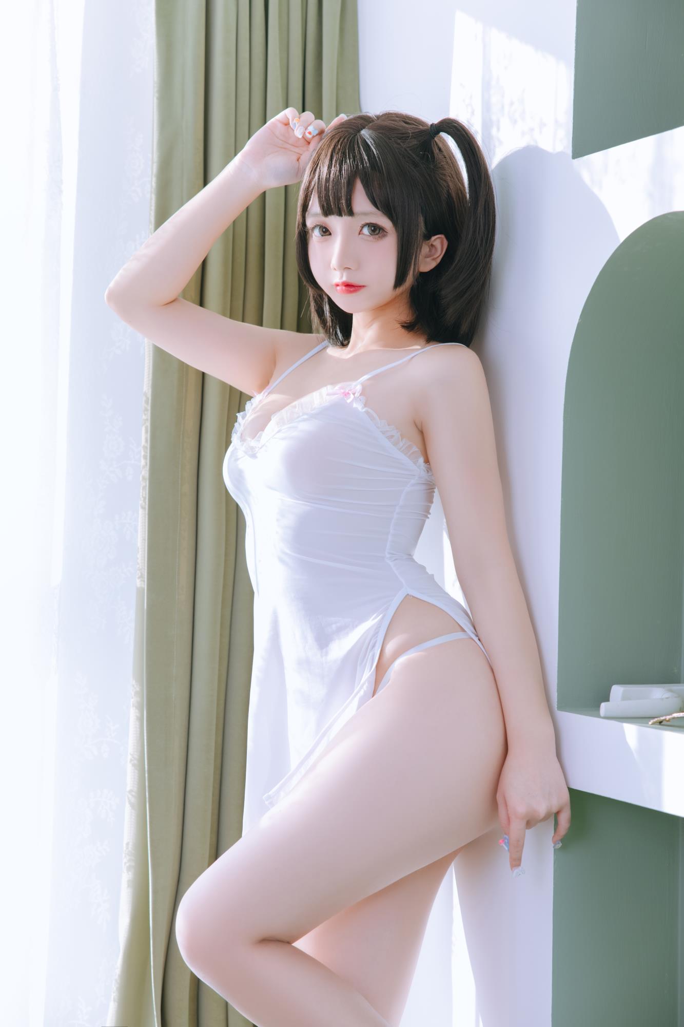 日奈娇-湿身小白裙 [97P-1.06GB]-米图网